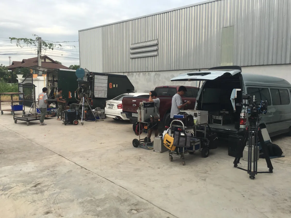 กองถ่ายโฆษณา FBS ที่จัดการโดยทีม Line Production ของเรา
