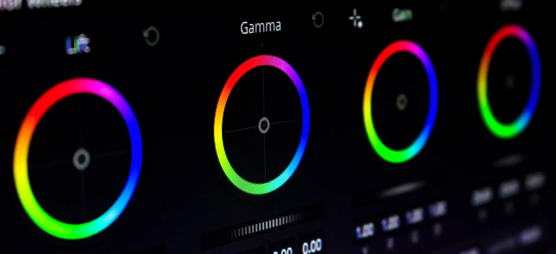 Color wheels in DaVinci Resolve