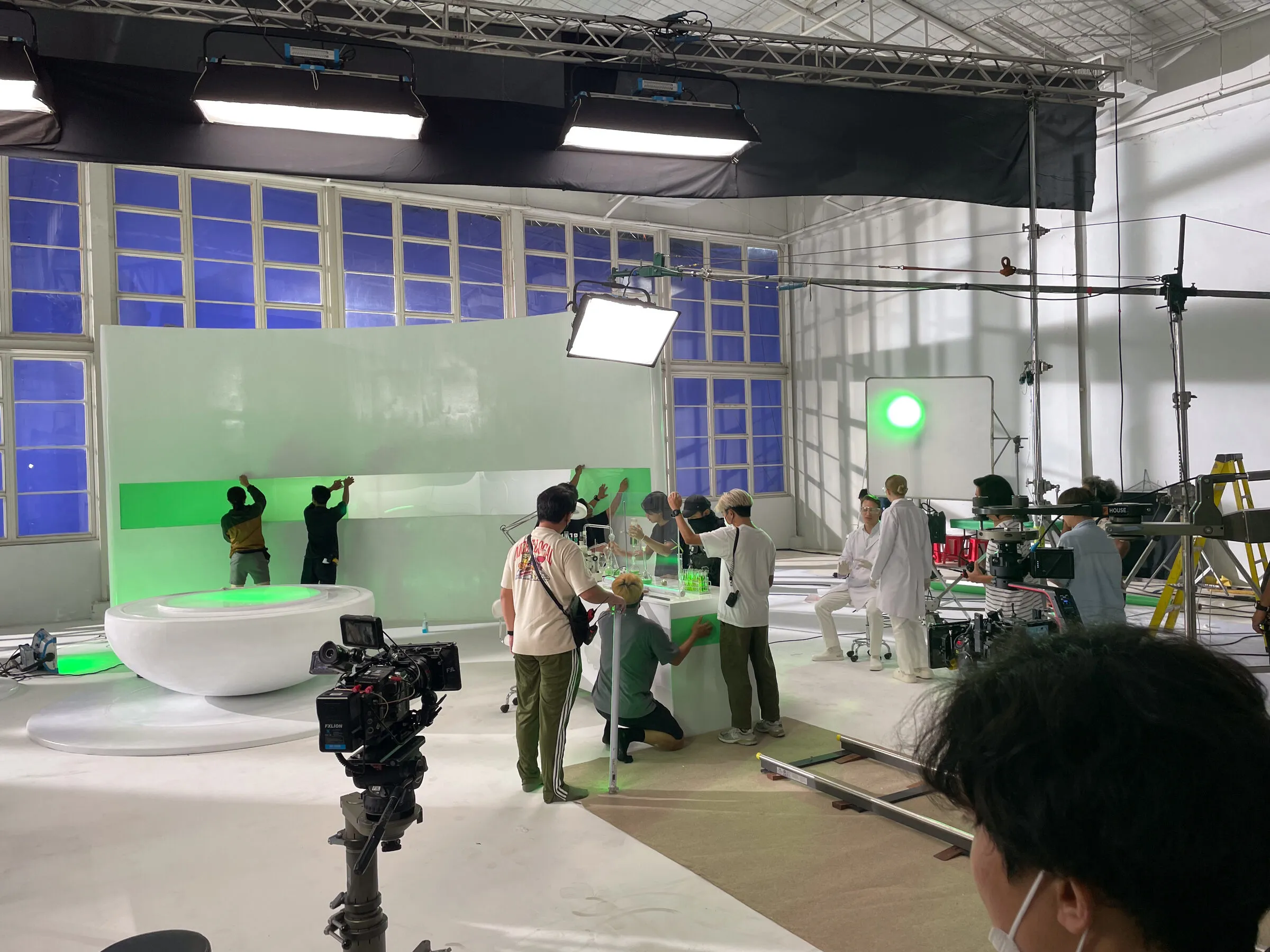 Molfix commercial: dolly and crew on the finished studio set