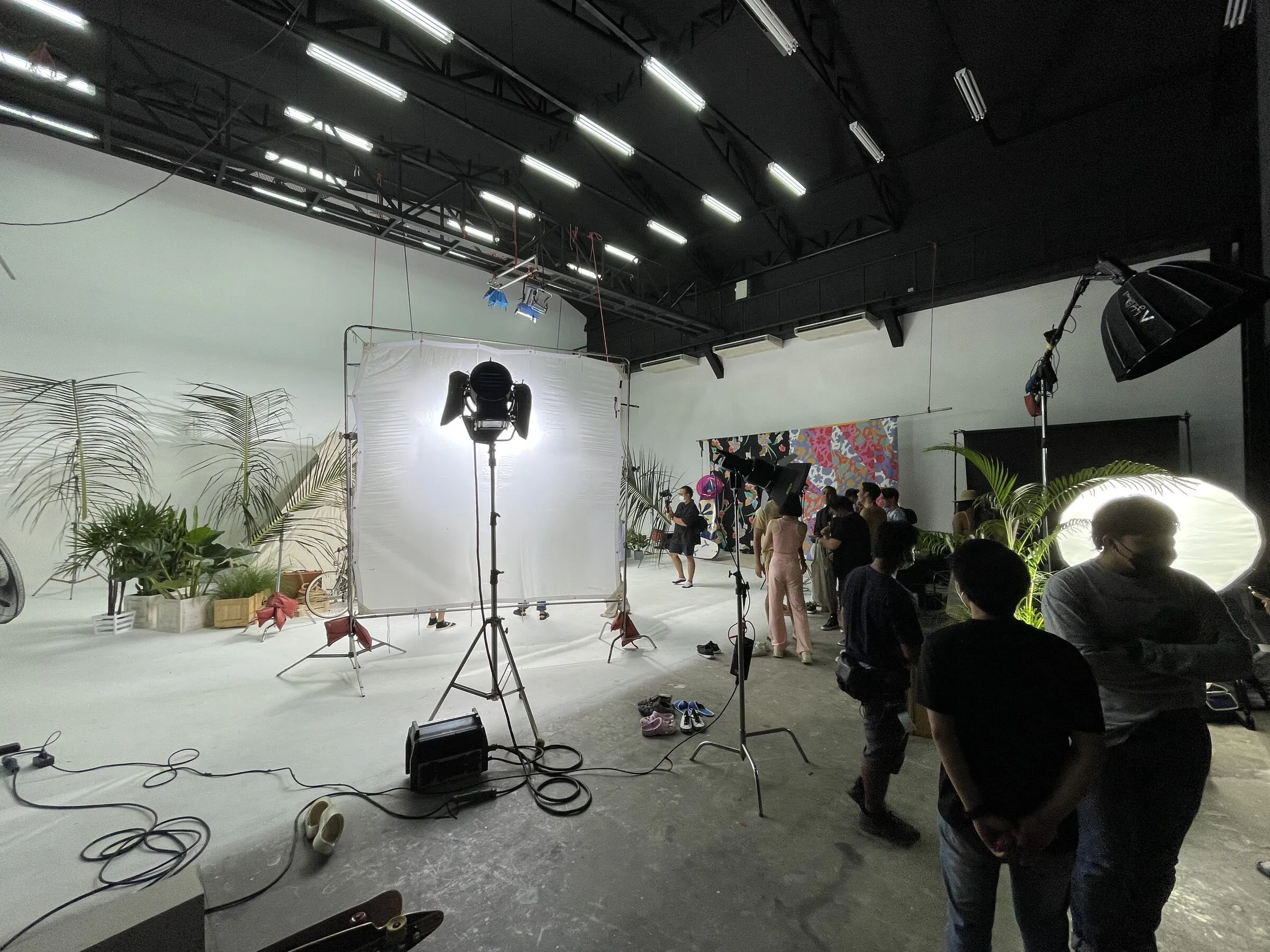 Roxy and Quiksilver shoot: second studio set, lit for the camera