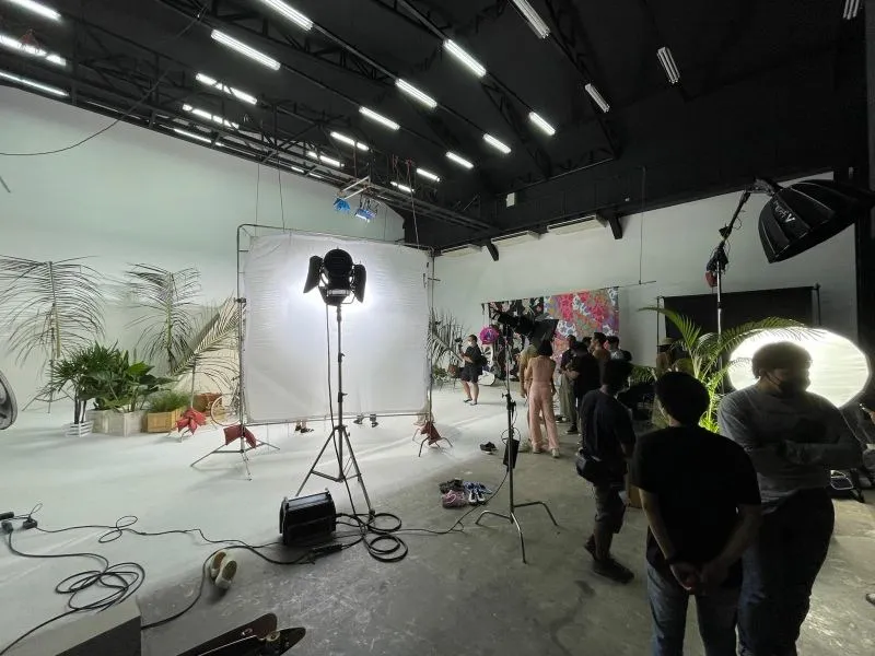 Studio lighting setup by the Bangkok Production Company lighting team